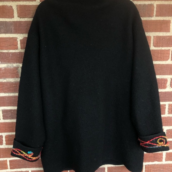 Coat - Picture 5 of 8